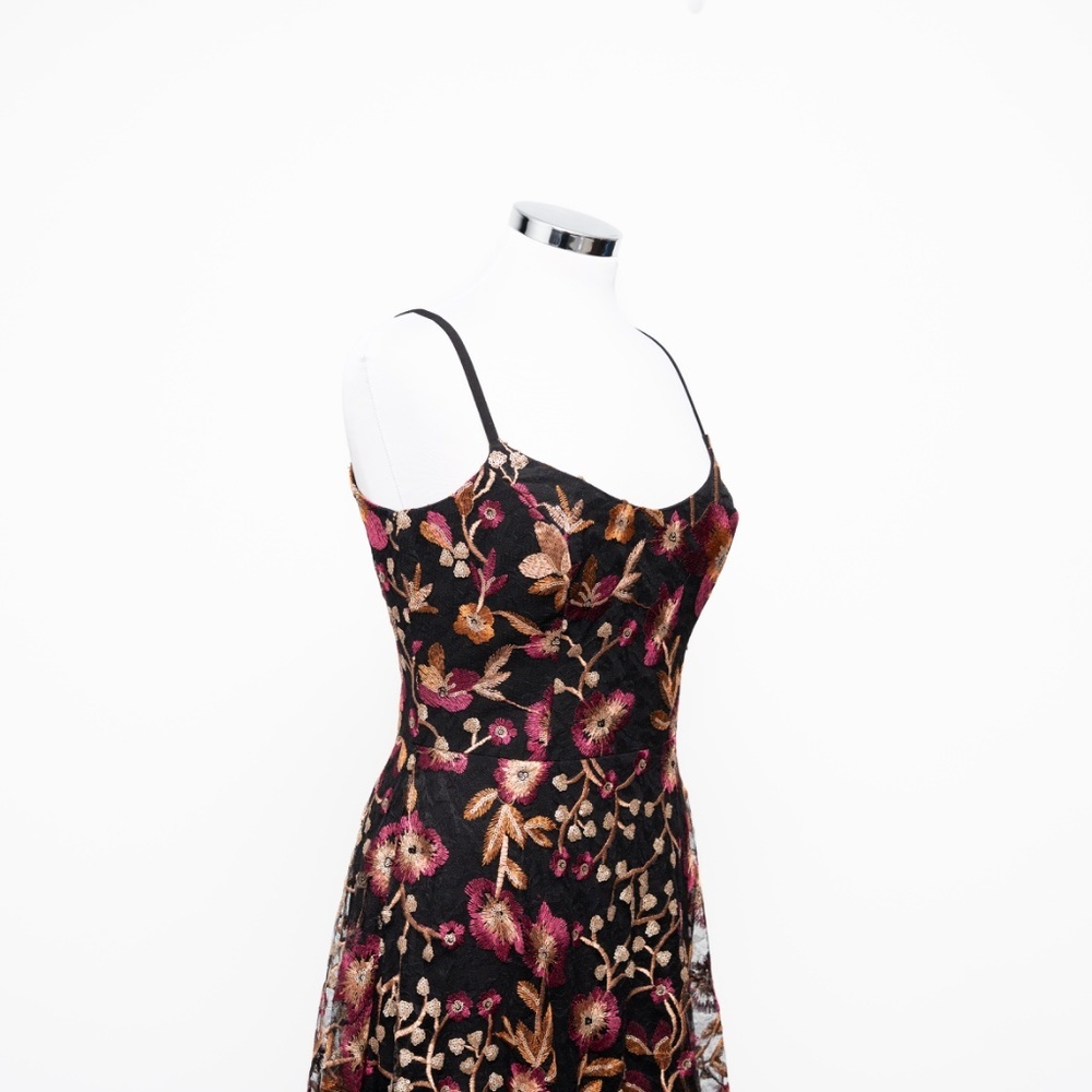 Dress the Population - Uma Women's Sleeveless Fit & Flare‎ Dress - Picture 7 of 16